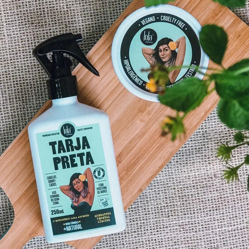 Spray Tarja Preta Queratina Líquida Lola Cosmetics 250ml